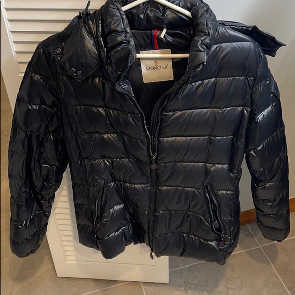 Moncler black down jacket - Picture 2 of 6
